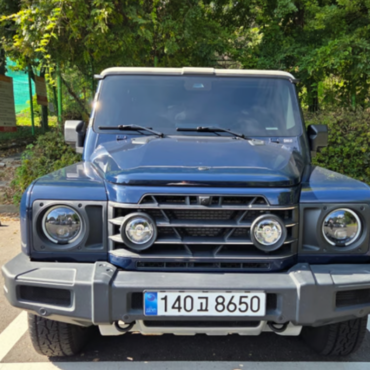 [언론보도]멈춰선 옆 차도 ‘엄지척’…시선 강탈한 꿈의 오프로더 이네오스 그레나디어[시승기]